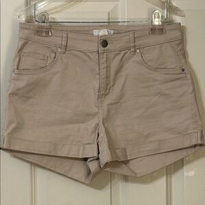 H&M Tan Five Pocket Women's Cuffed Jean Shorts